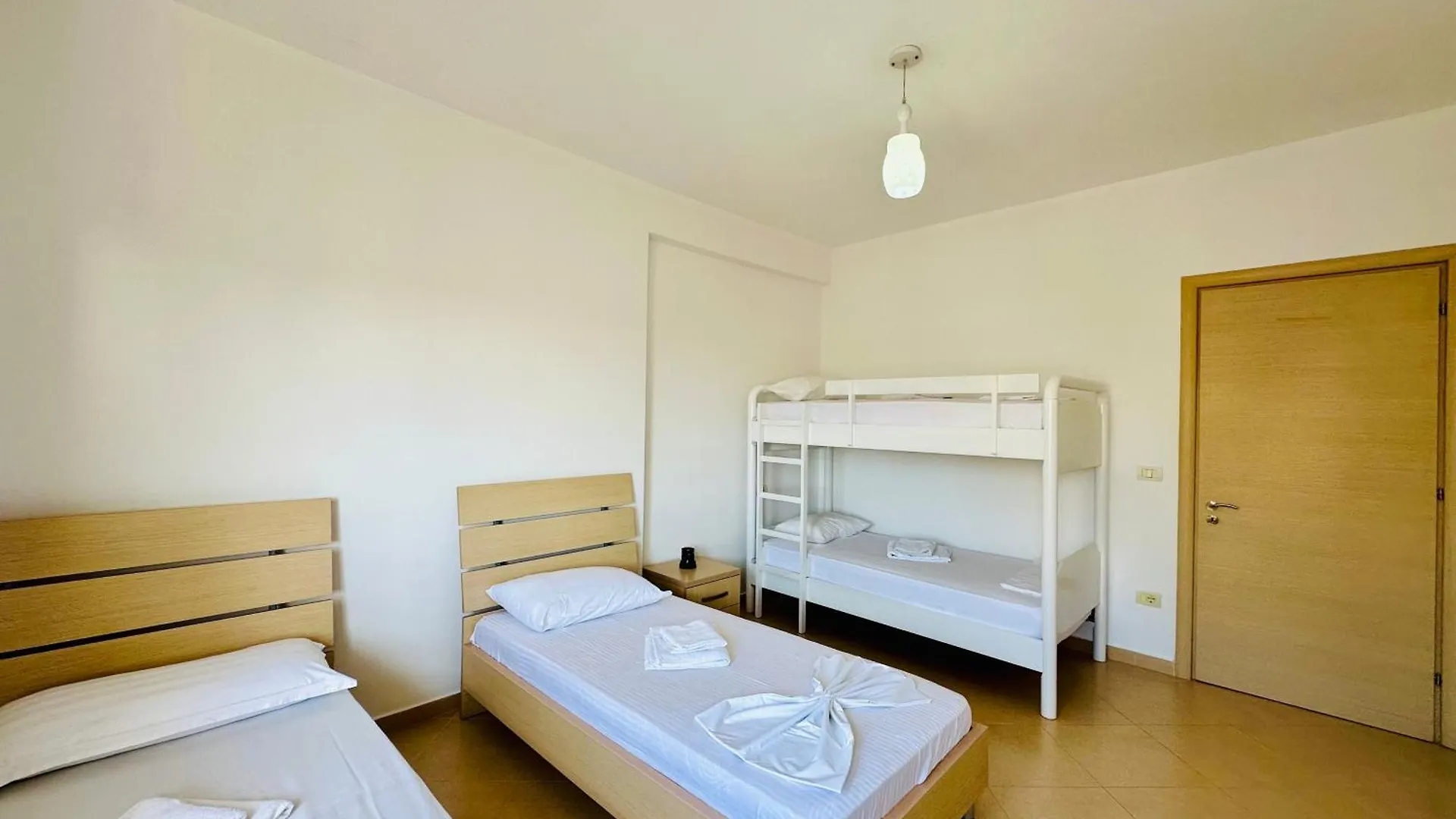 Ornela Apartment Vlorë 0*,  Albanien